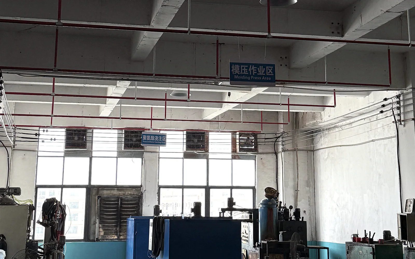 JUNSHIDA polyurethane casting and molding production areas